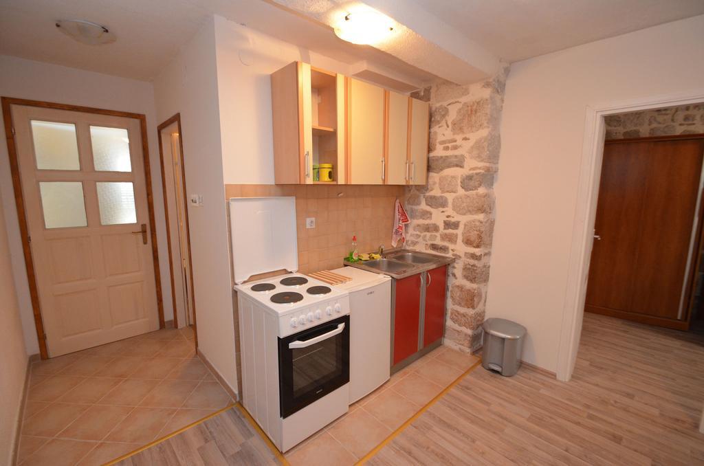 Apartments Historic Stone House Kotor Rom bilde